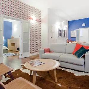 premium-design-central-suite.hotelssaintjulians.com/