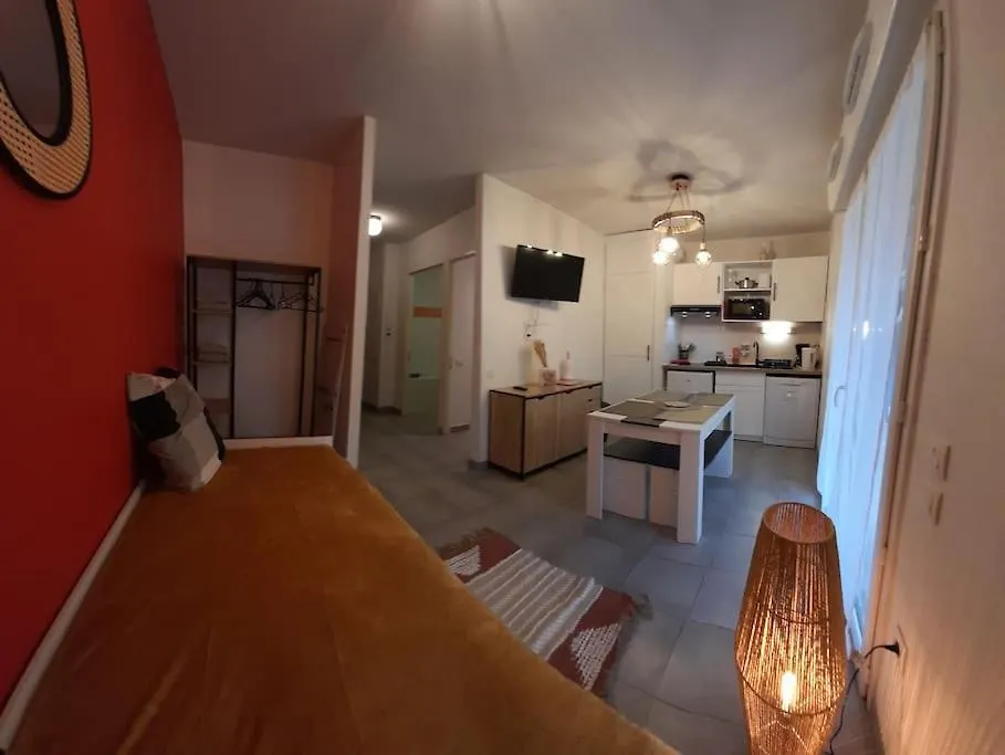 Appartement Du Chamois Roux, Dans Residence De Tourisme 3 Etoiles Lourdes