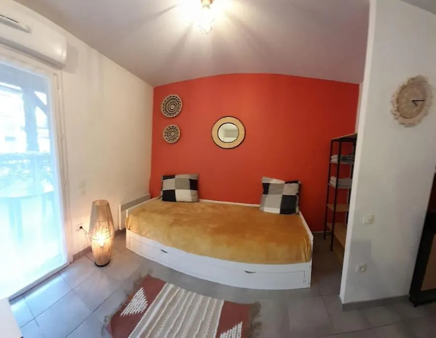 Appartement Du Chamois Roux, Dans Residence De Tourisme 3 Etoiles Lourdes